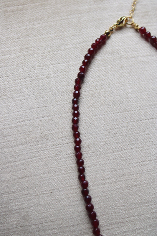 Collar burdeo perla alargada