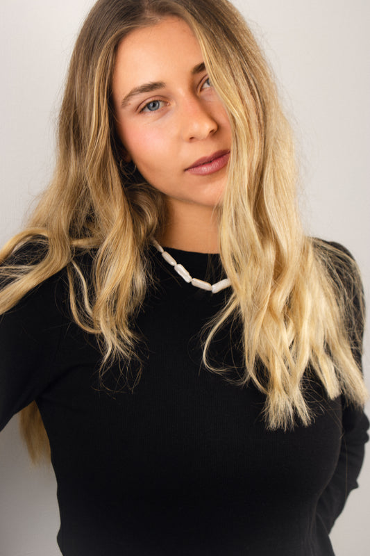 Collar perlas alargadas
