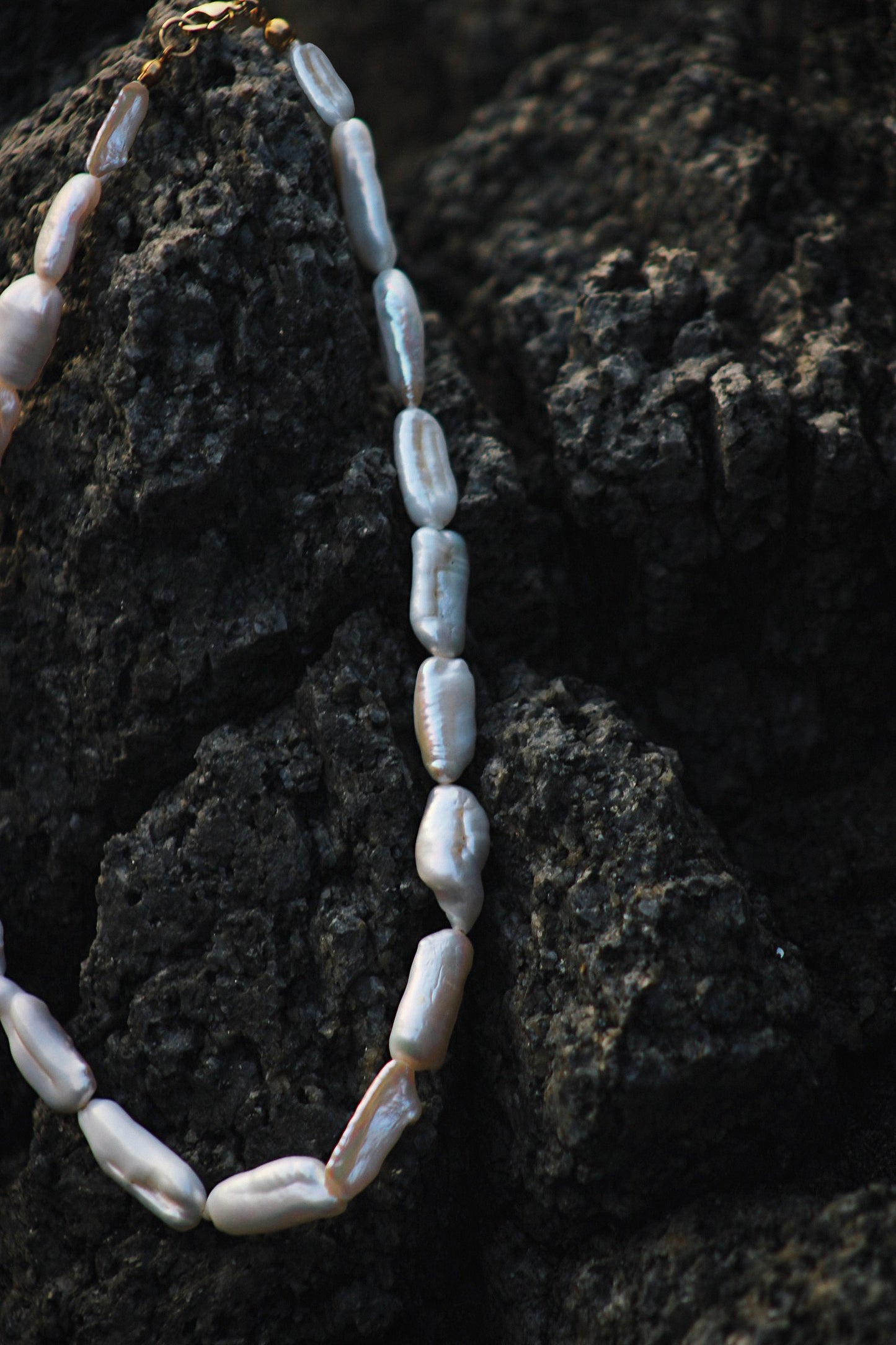 Collar perlas alargadas