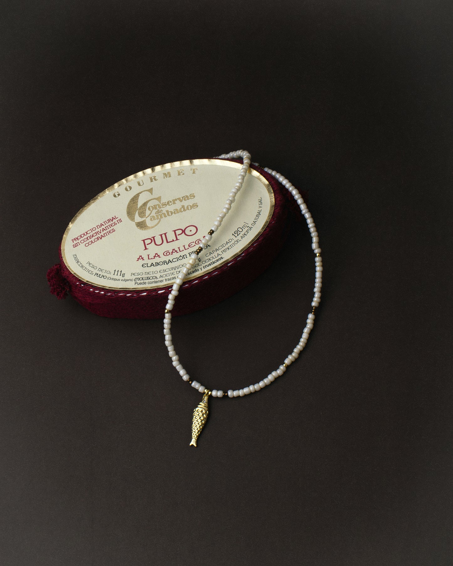 Collar pez brillo blanco